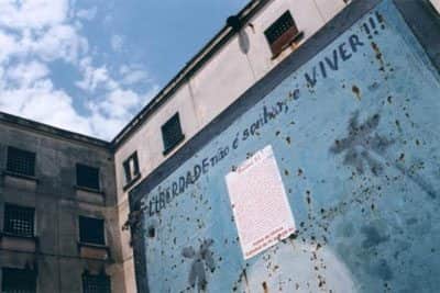 Foto feita no Presídio do Carandiru pós desativação e pré demolição.
