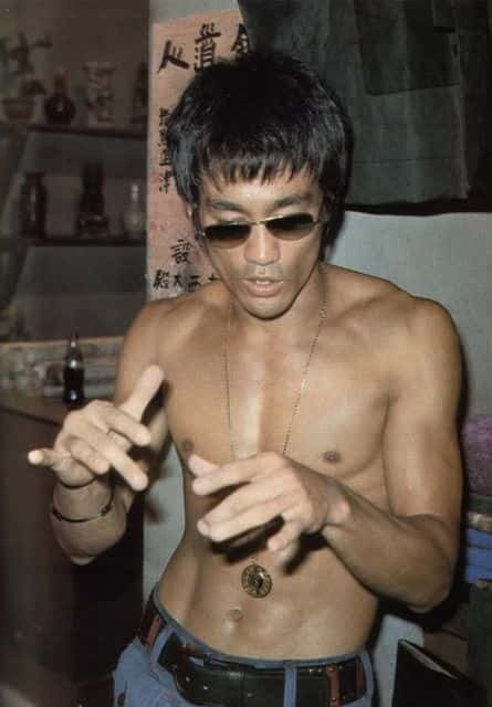 Batuta e infalível como Bruce Lee